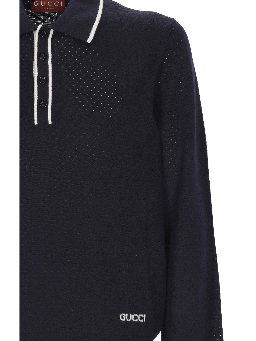 تيشيرتات وبولو بيضاء من غوتشي