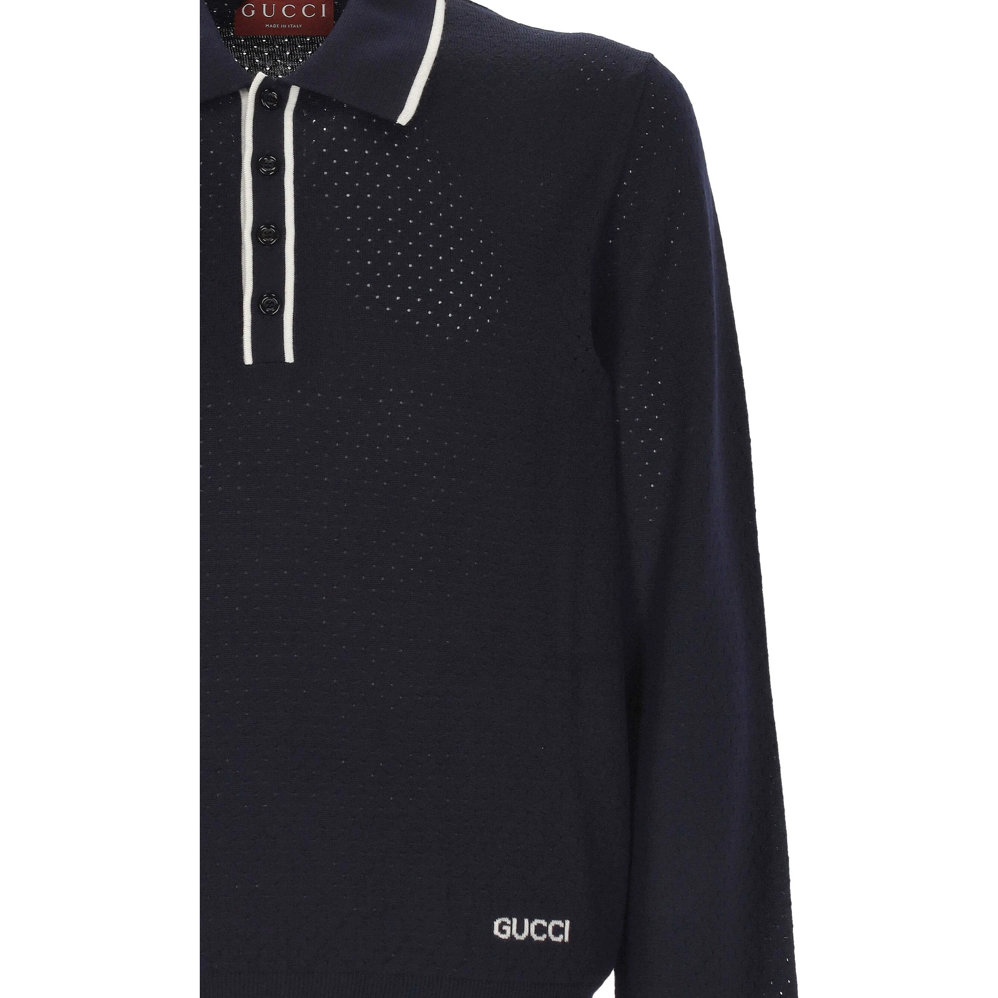 تيشيرتات وبولو بيضاء من غوتشي