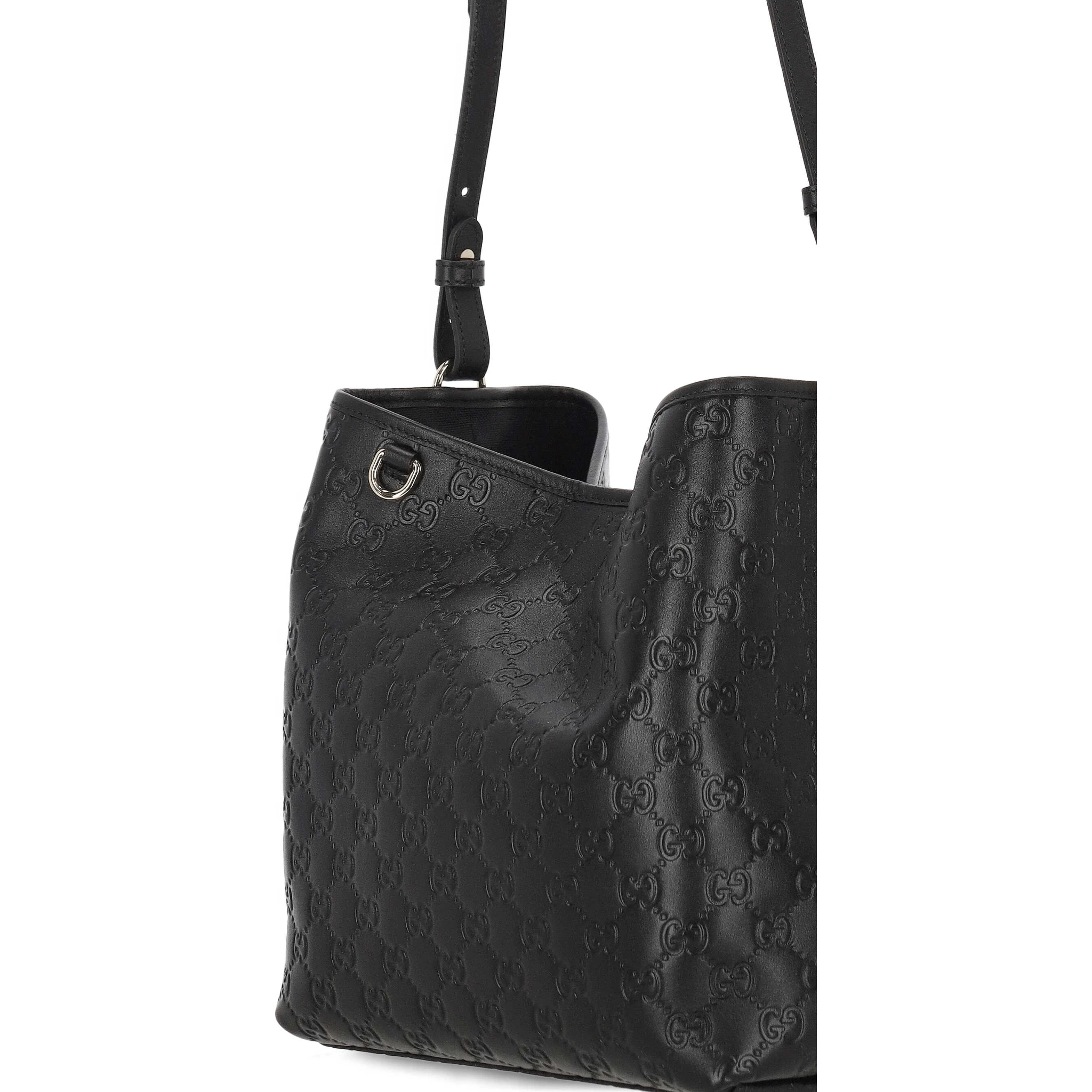 GG Emblem leather bucket bag