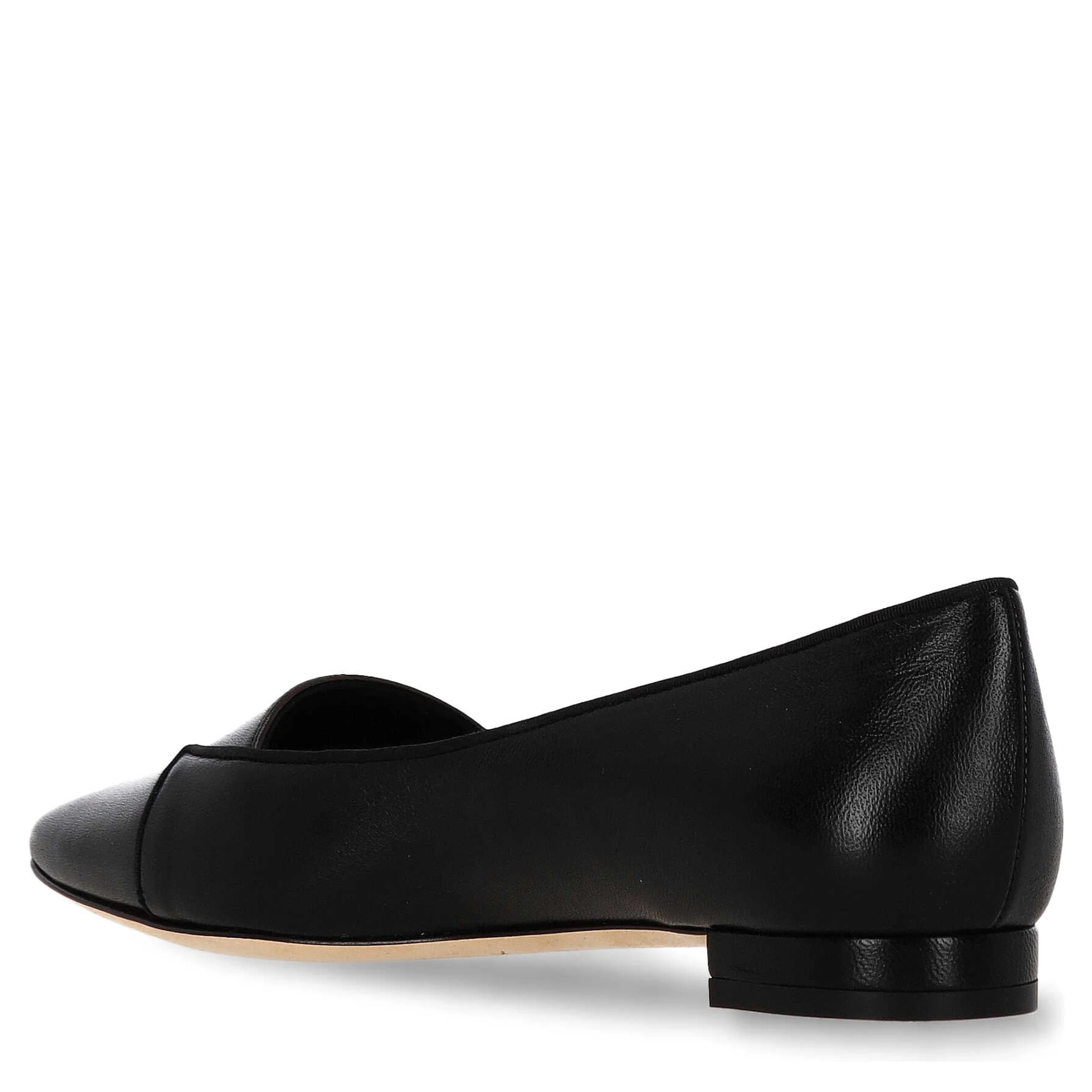 Manolo Blahnik Flat shoes