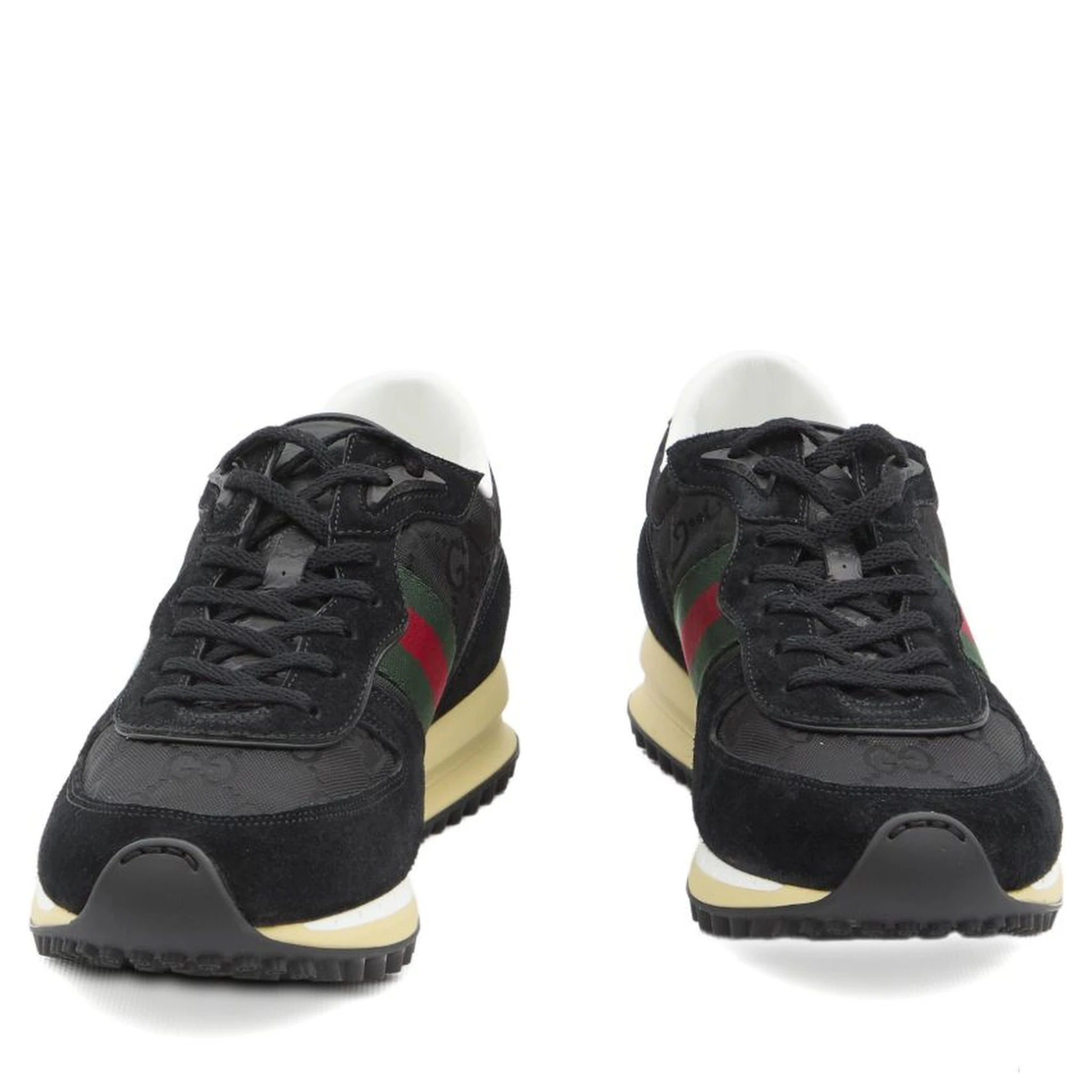 حذاء ري-موشن الرياضي