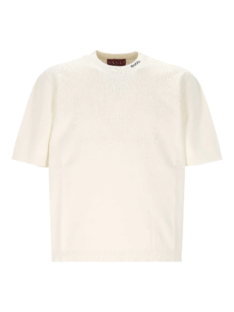 كنزات غوتشي بيضاء