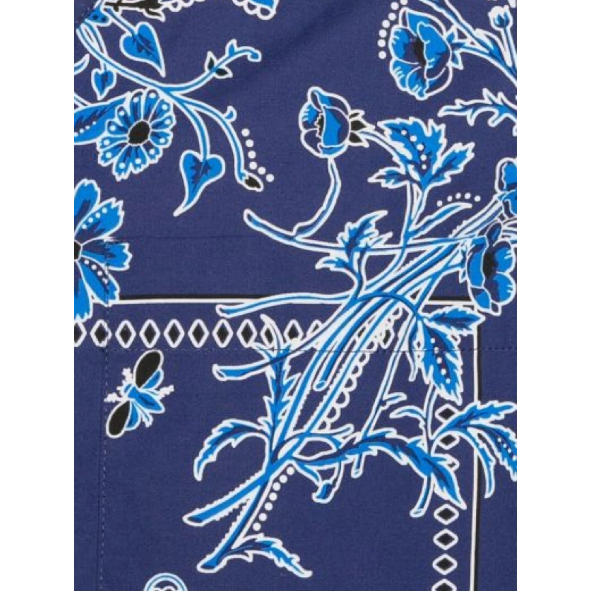 قمصان غوتشي