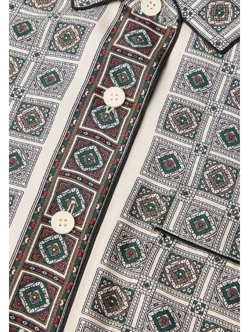 تيشيرتات وبولو من لورو بيانا