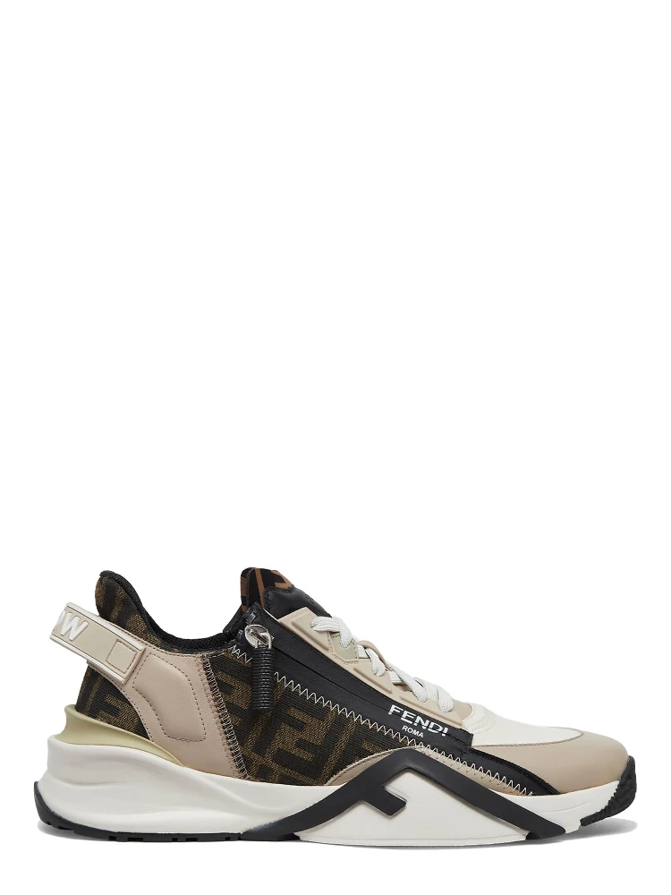 حذاء رياضي من فندي بيج