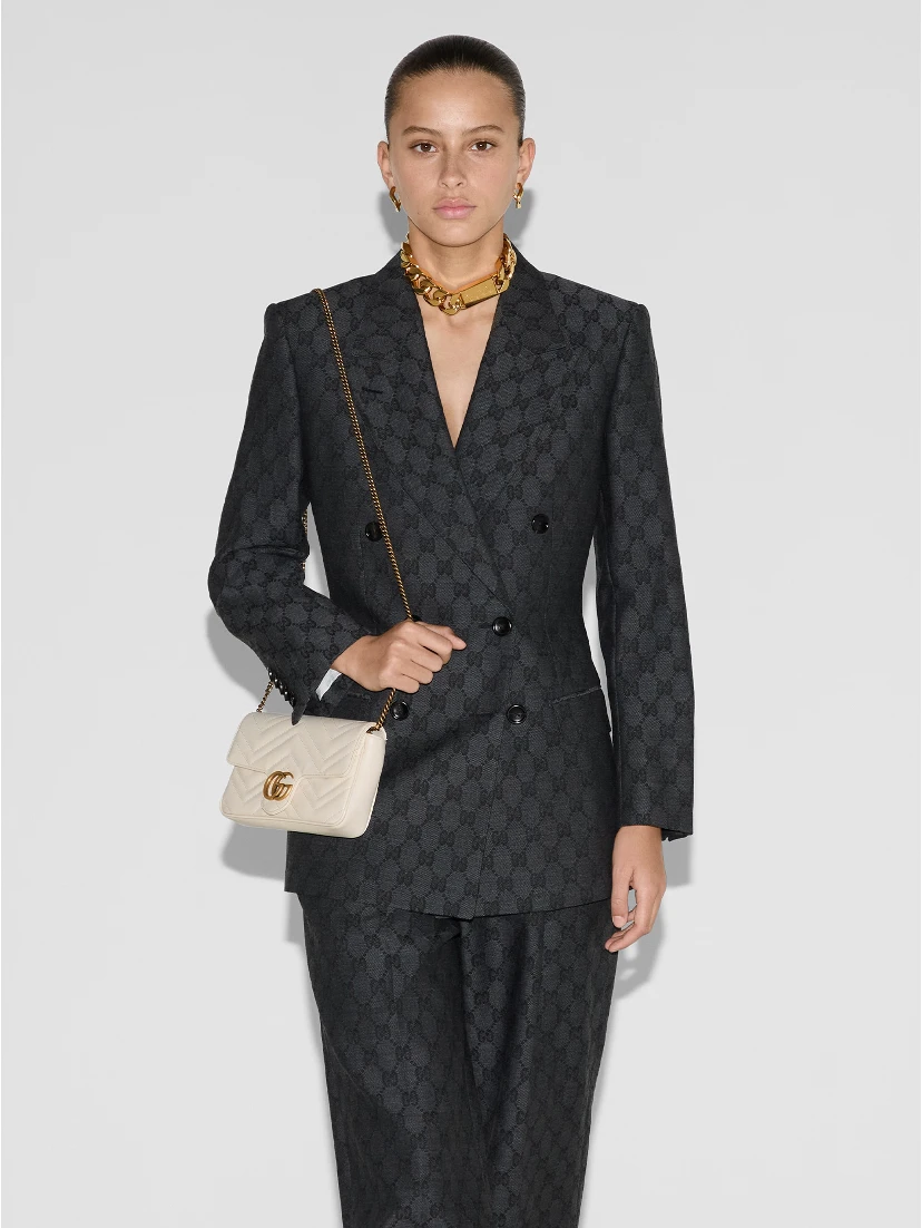 GG Marmont mini bag in white matelassé chevron leather