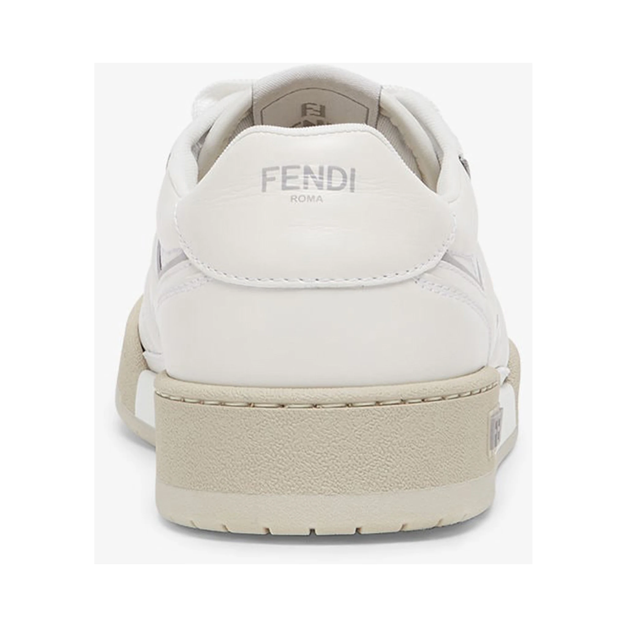 حذاء رياضي أبيض من فندي