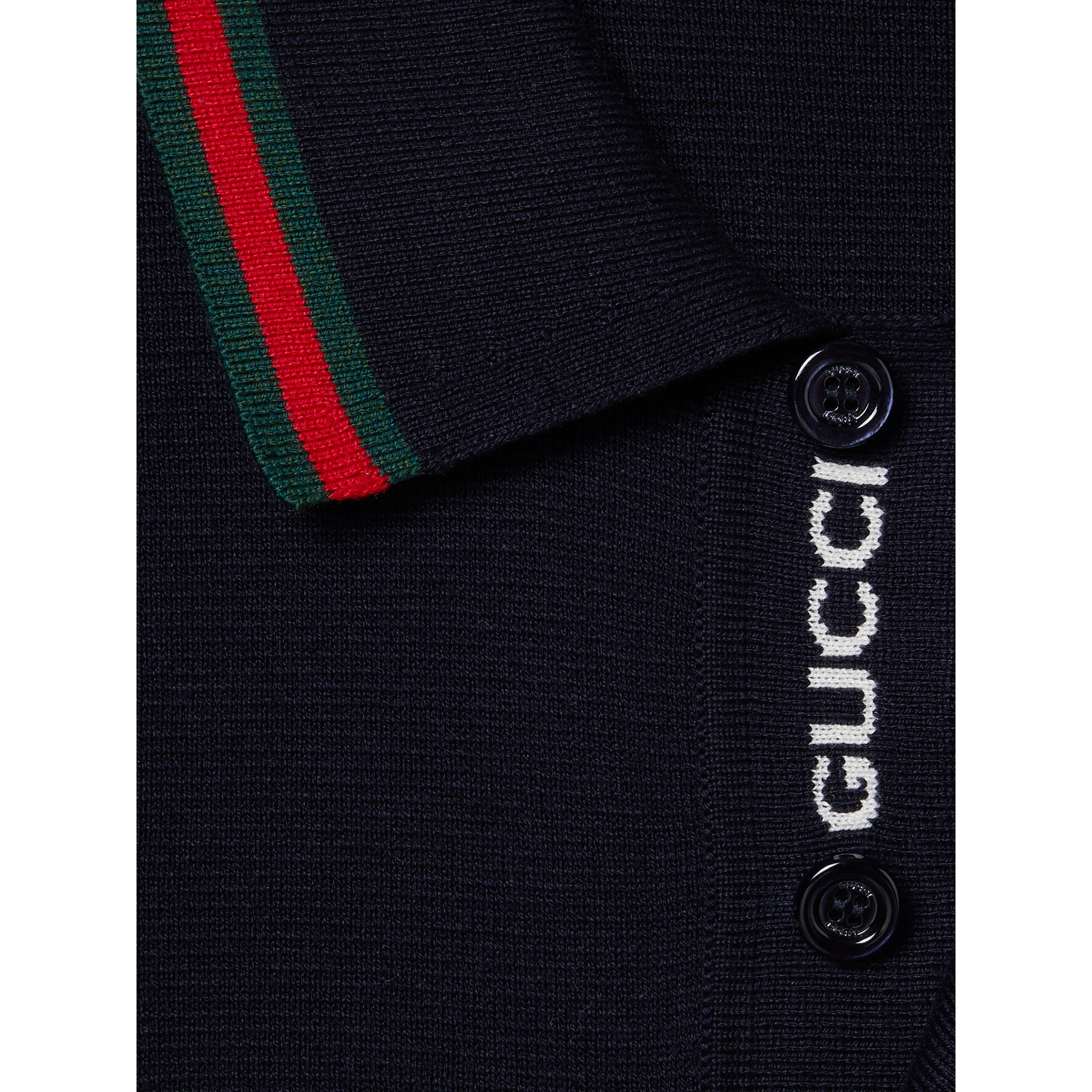 تيشيرتات وبولو من غوتشي باللون الأزرق