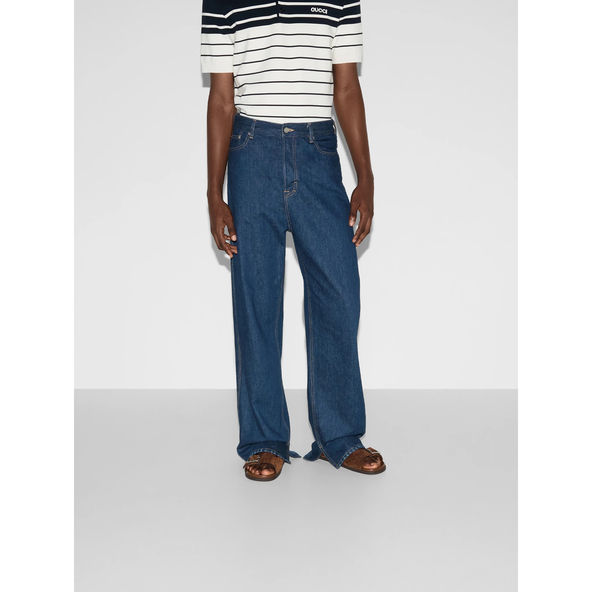 جينز غوتشي أزرق