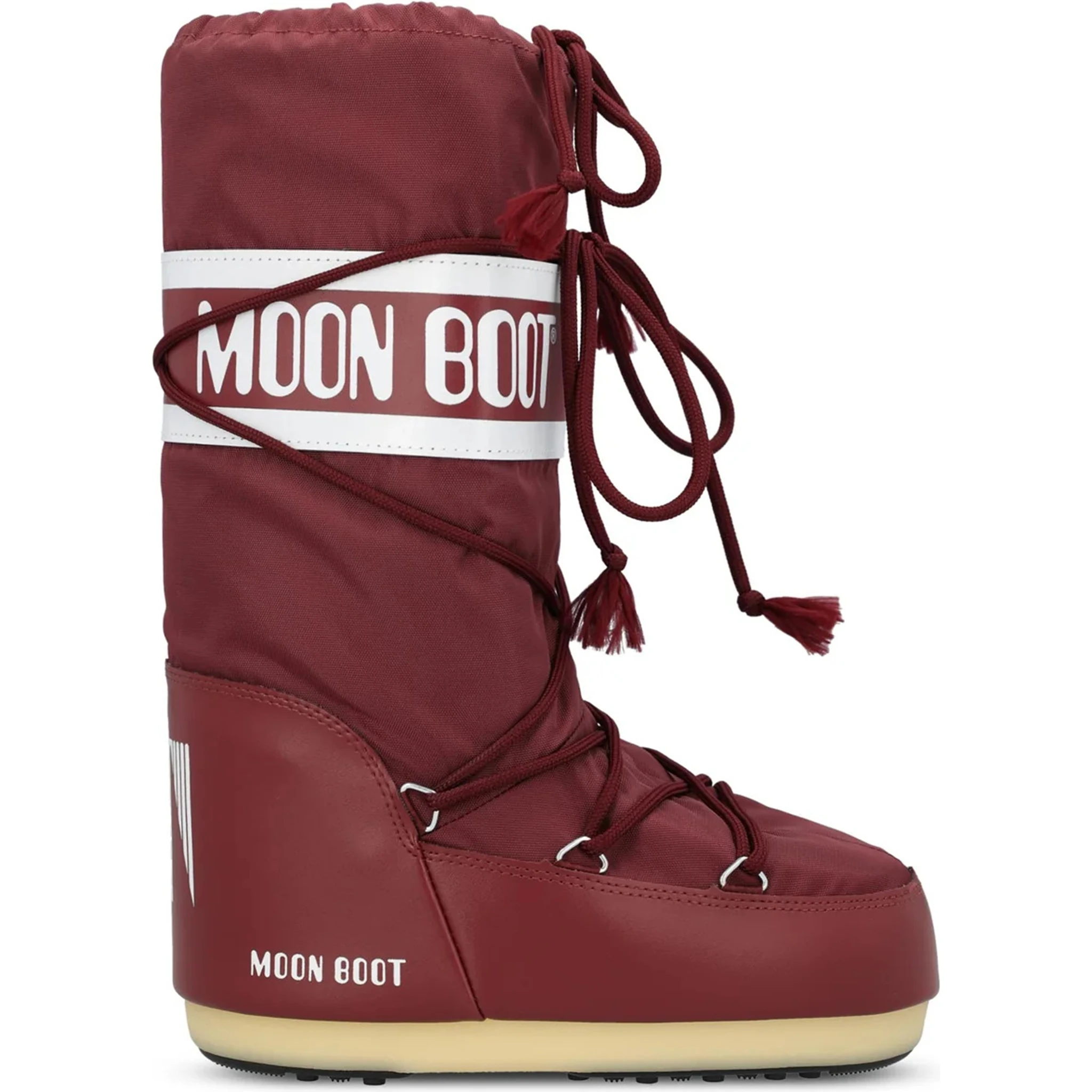 أحذية مون بوت الحمراء