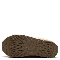 صندل أبيض من UGG