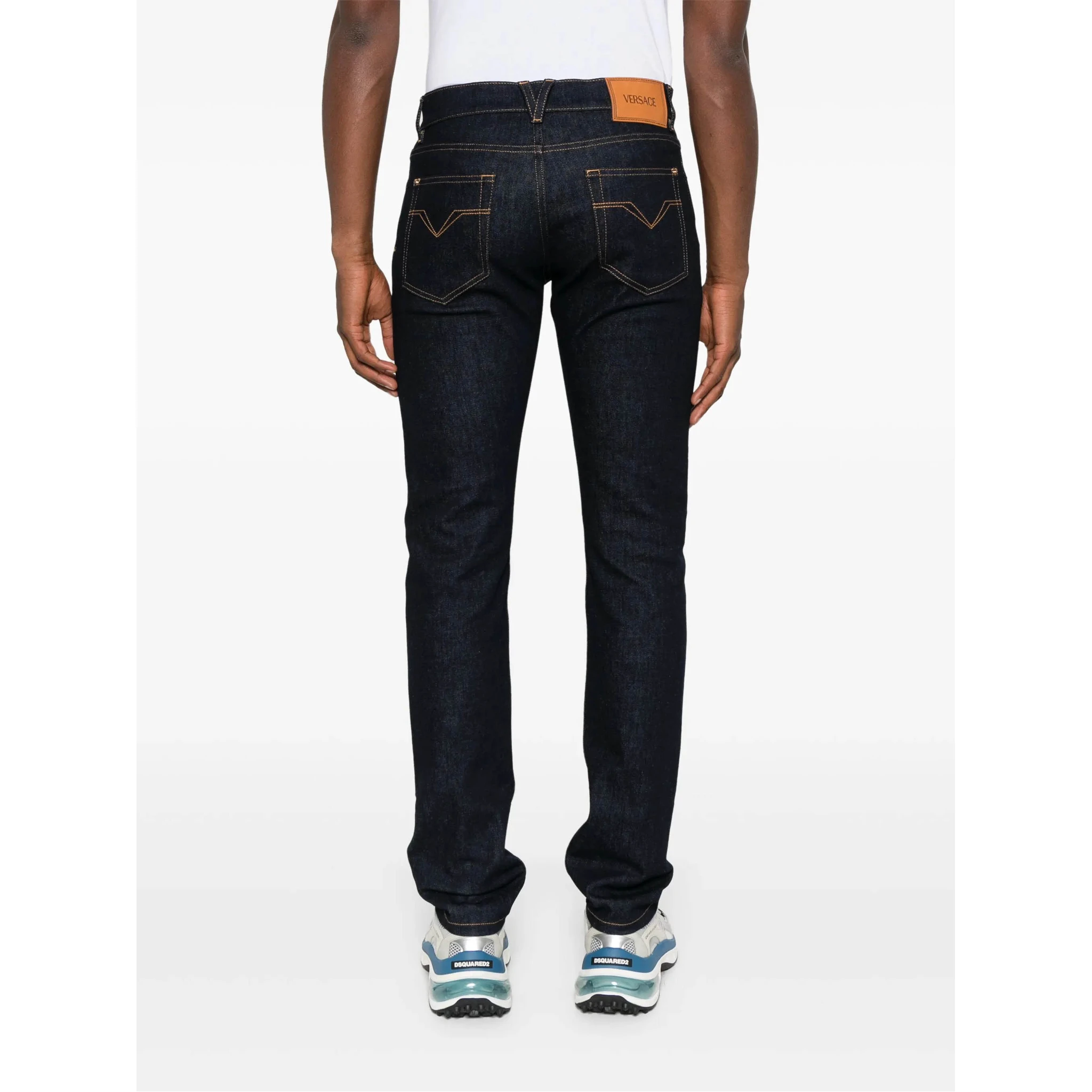 جينز فيرساتشي أزرق