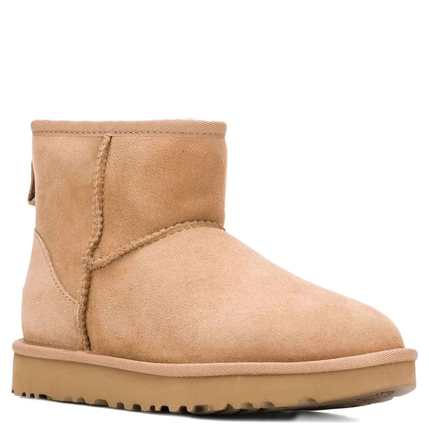 أحذية UGG بيج