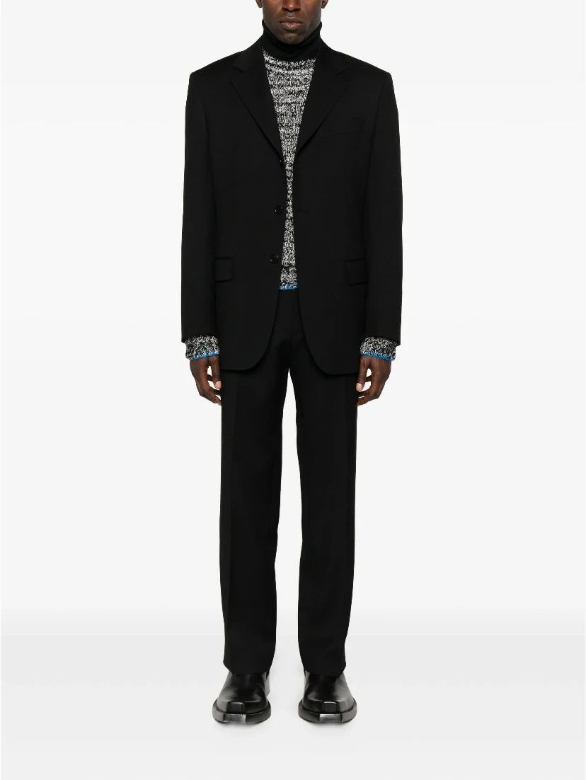 جاكيتات عباد الشمس السوداء