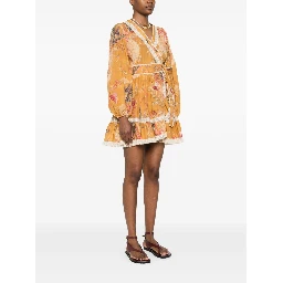 فساتين زيمرمان الصفراء