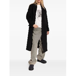 أحذية UGG سوداء