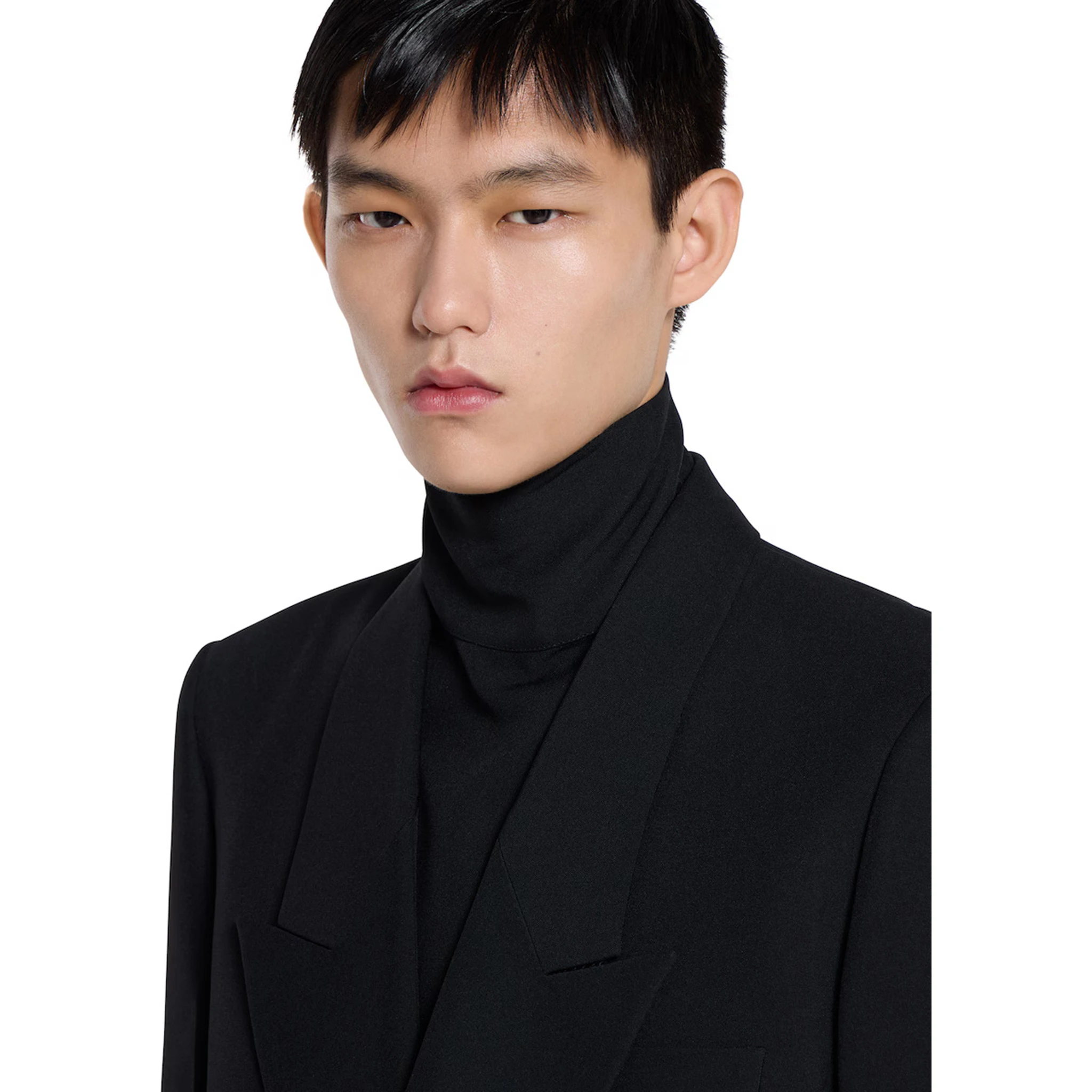 قمصان غوتشي سوداء