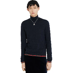 كنزات غوتشي زرقاء