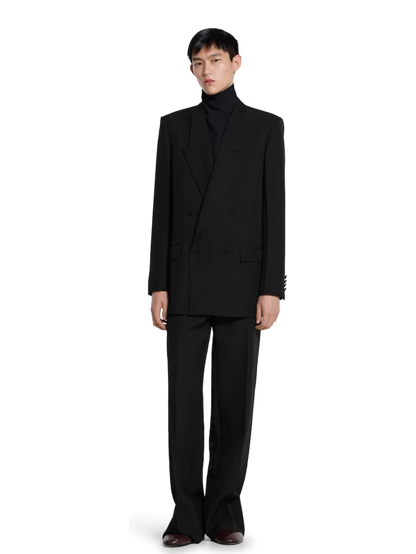 جاكيتات غوتشي سوداء