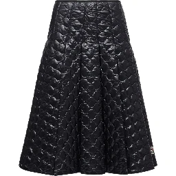 تنانير مونكلير سوداء