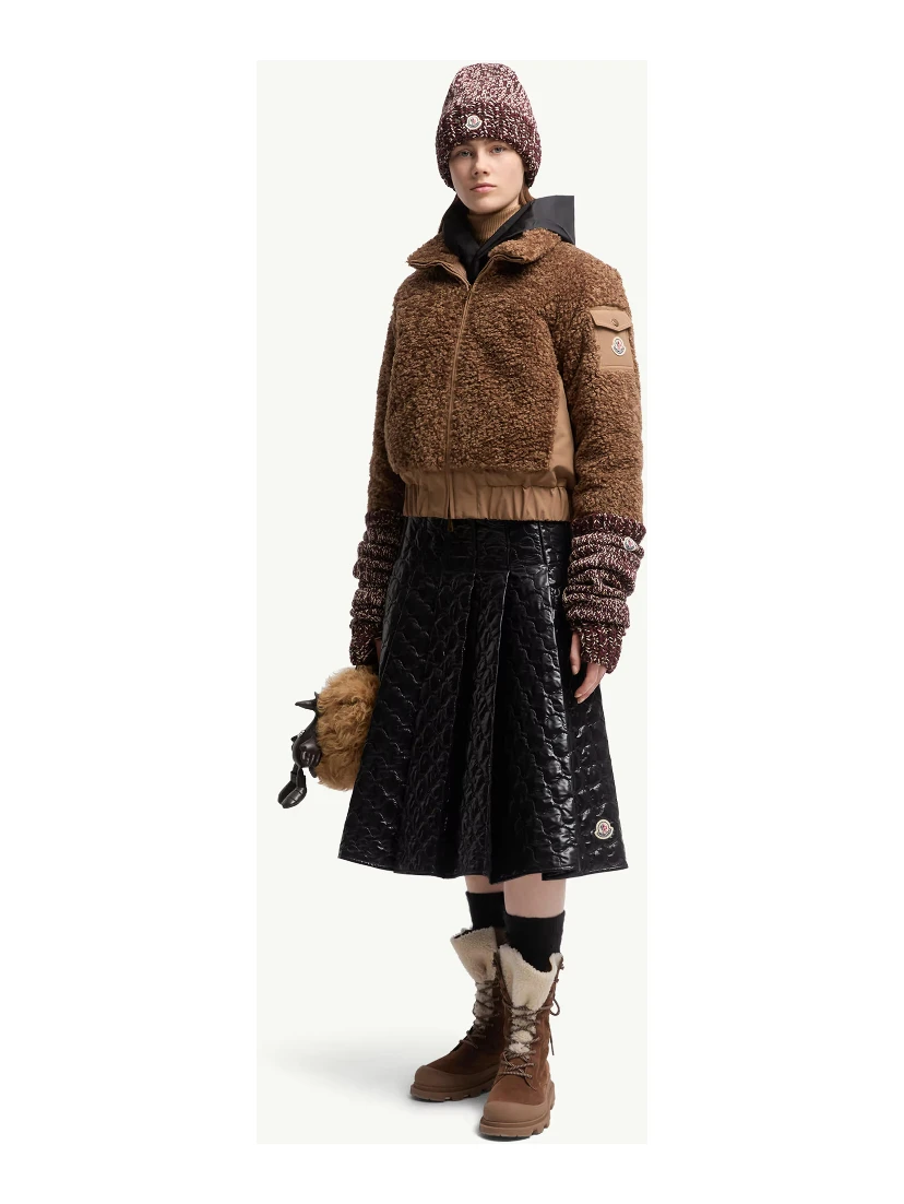 تنانير مونكلير سوداء