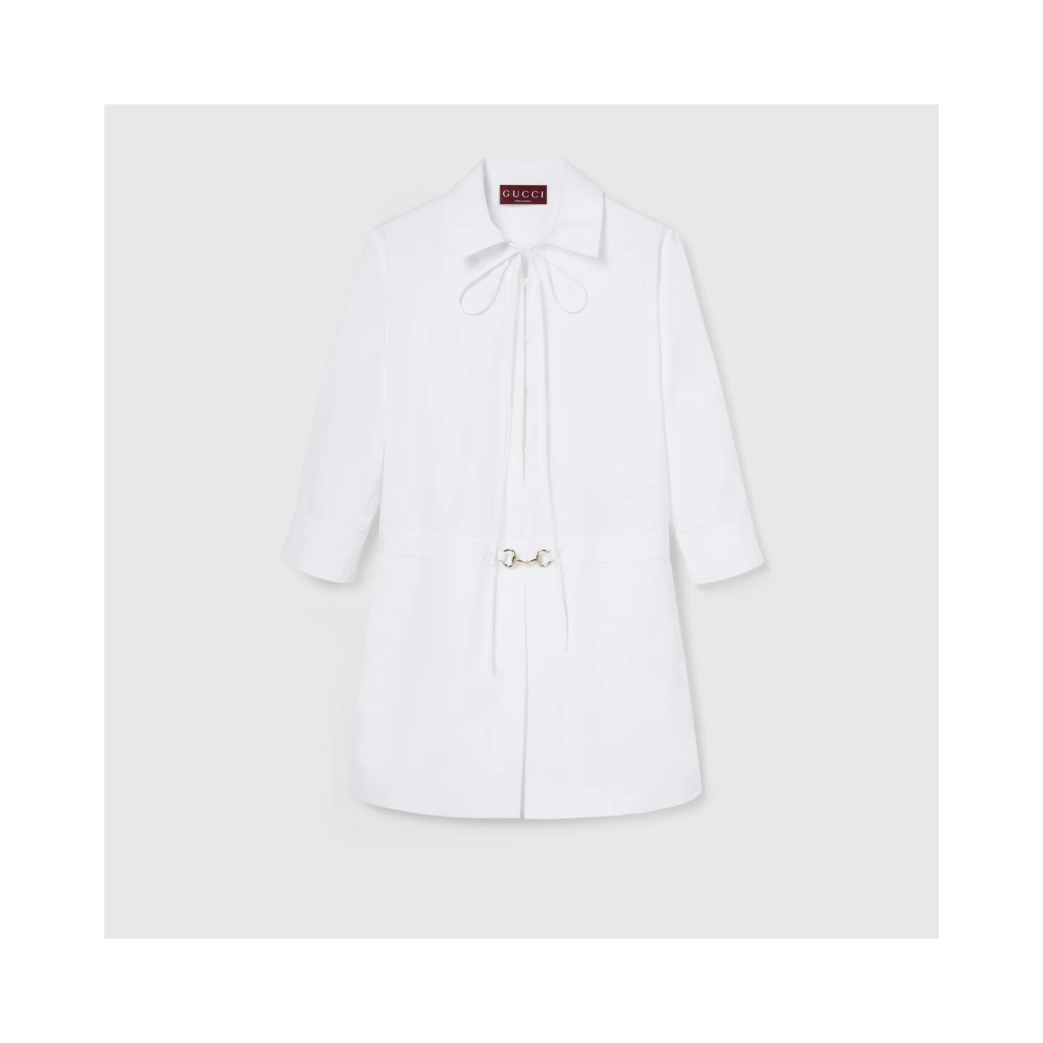 فساتين غوتشي بيضاء