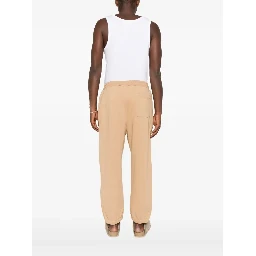 بارو ملابس جاهزة... بيج