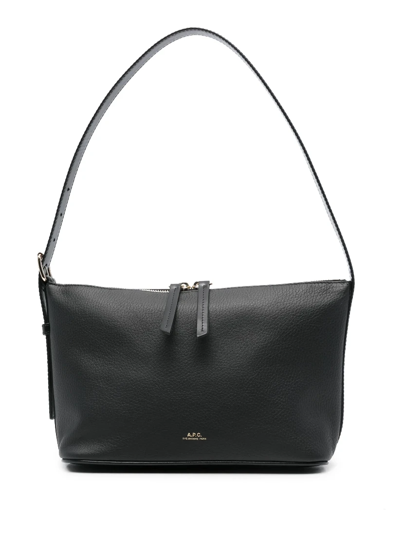 حقائب APC.. سوداء