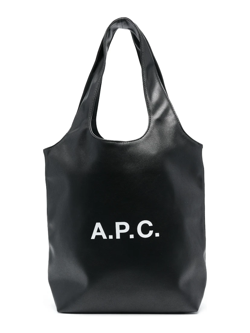 حقائب APC.. سوداء
