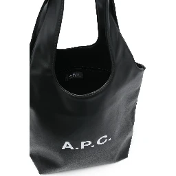 حقائب APC.. سوداء