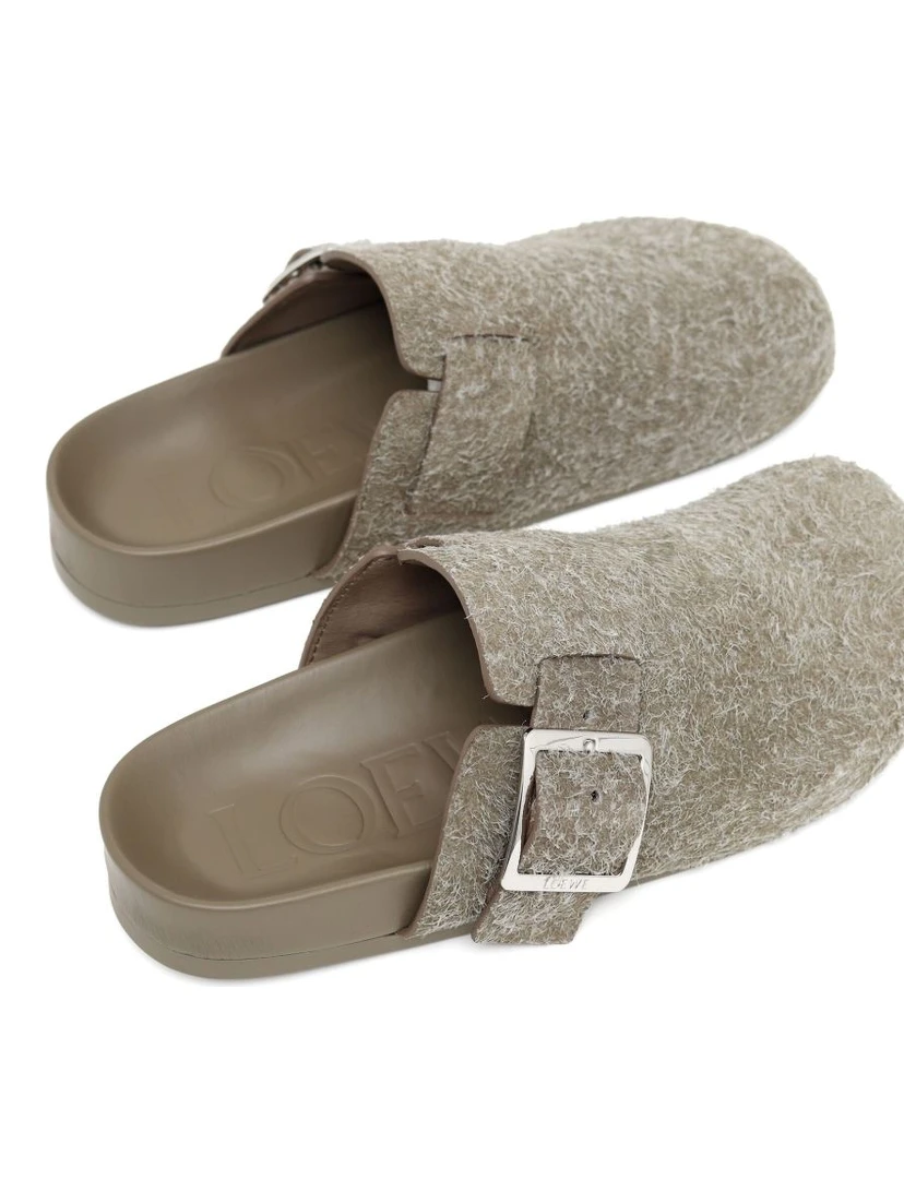 Ease Buckle Mule In Green