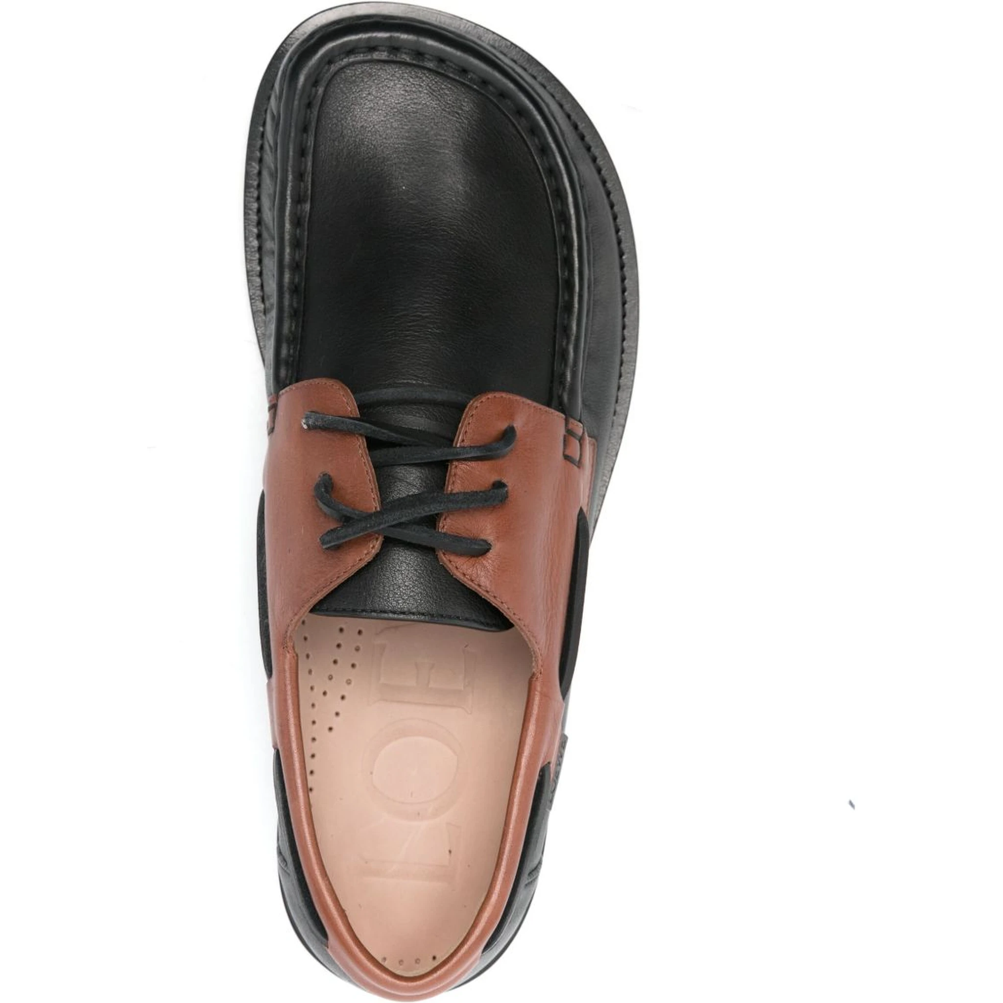 أحذية لويفي الجلدية