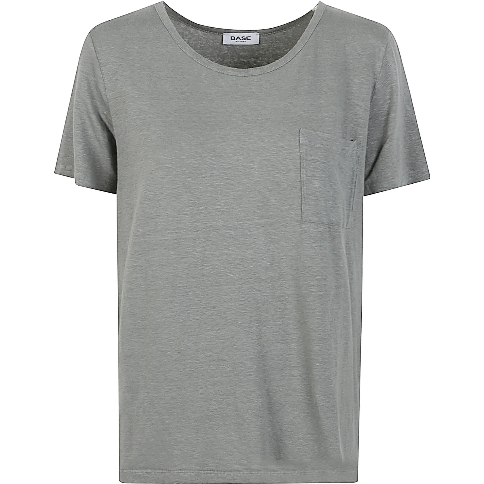 patch-pocket T-shirt