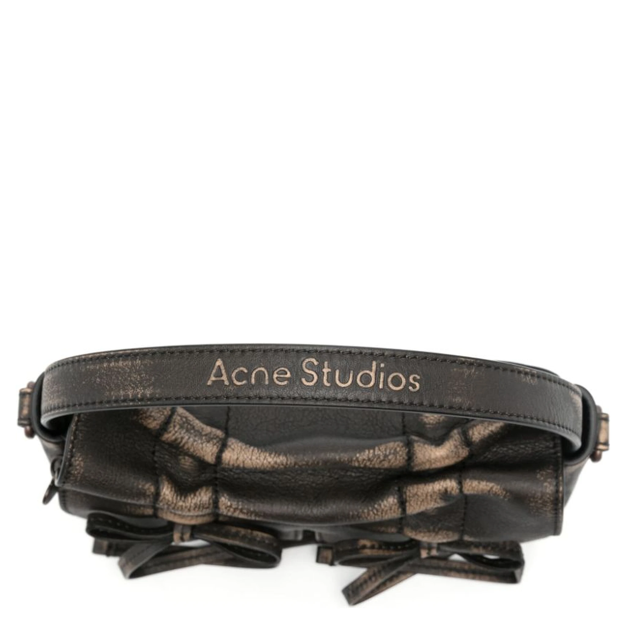 حقائب أكن ستوديوز