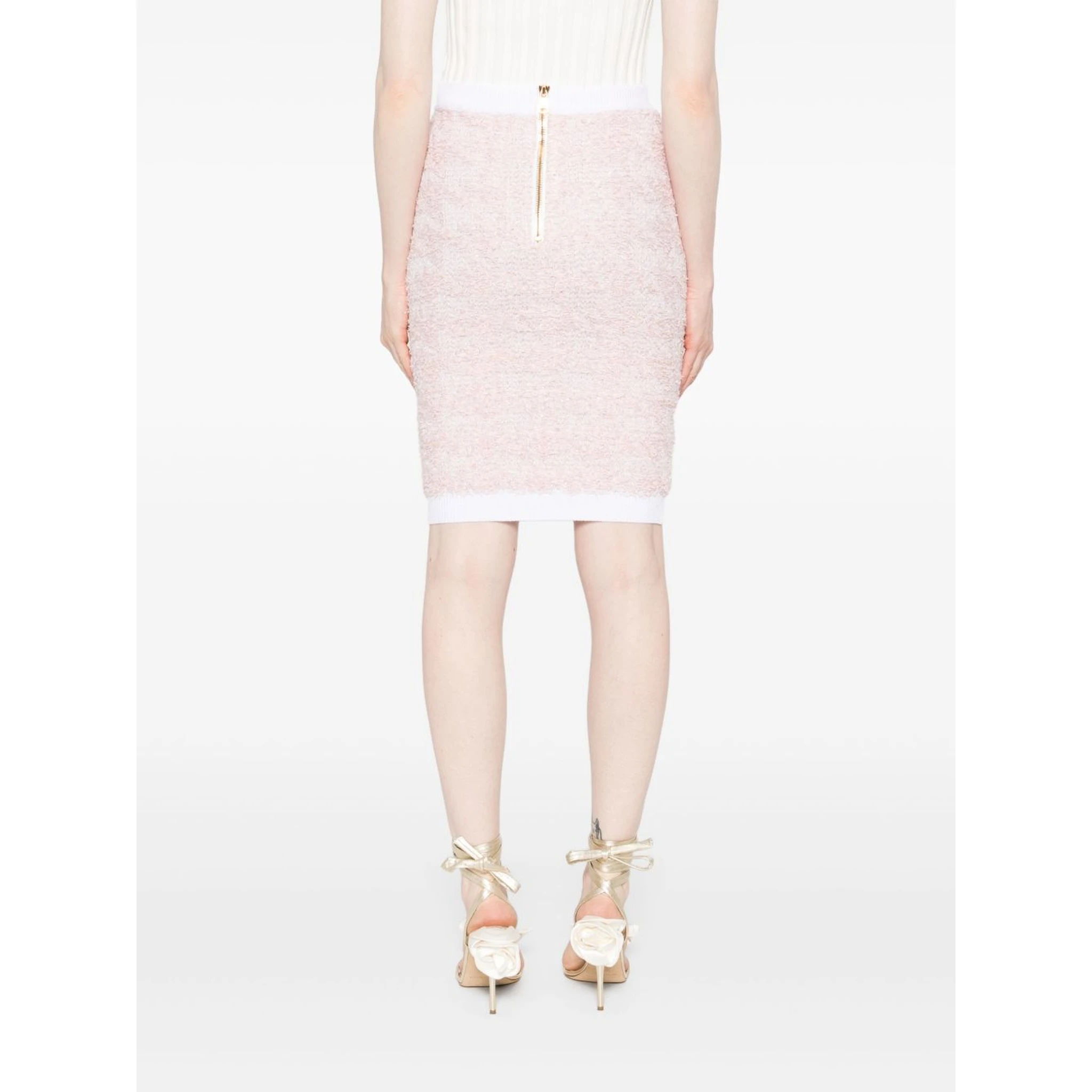 تنورة تويد ضيقة باللون الوردي