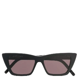 نظارات شمسية سوداء من سان لوران