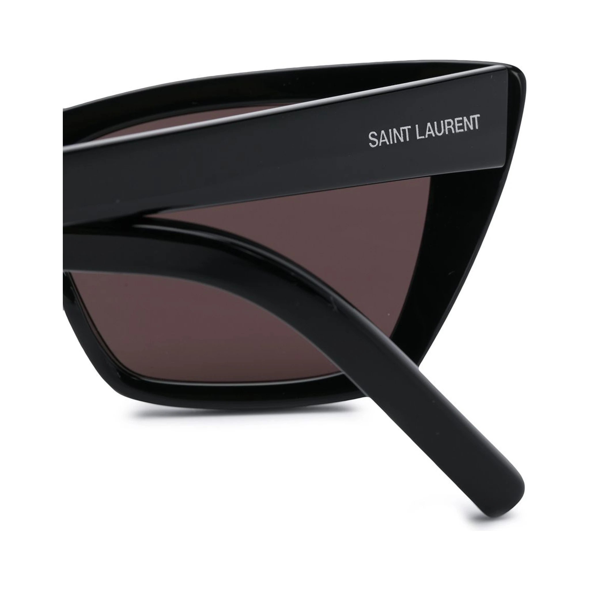 نظارات شمسية سوداء من سان لوران