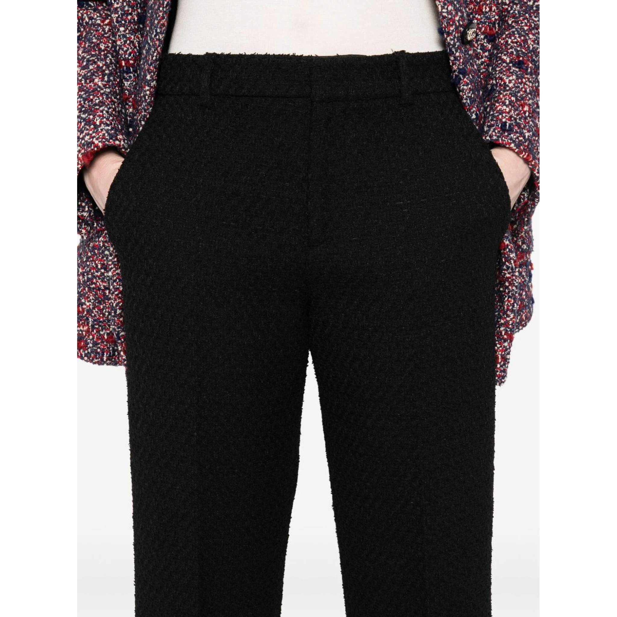 Women Cropped Trousers In Black