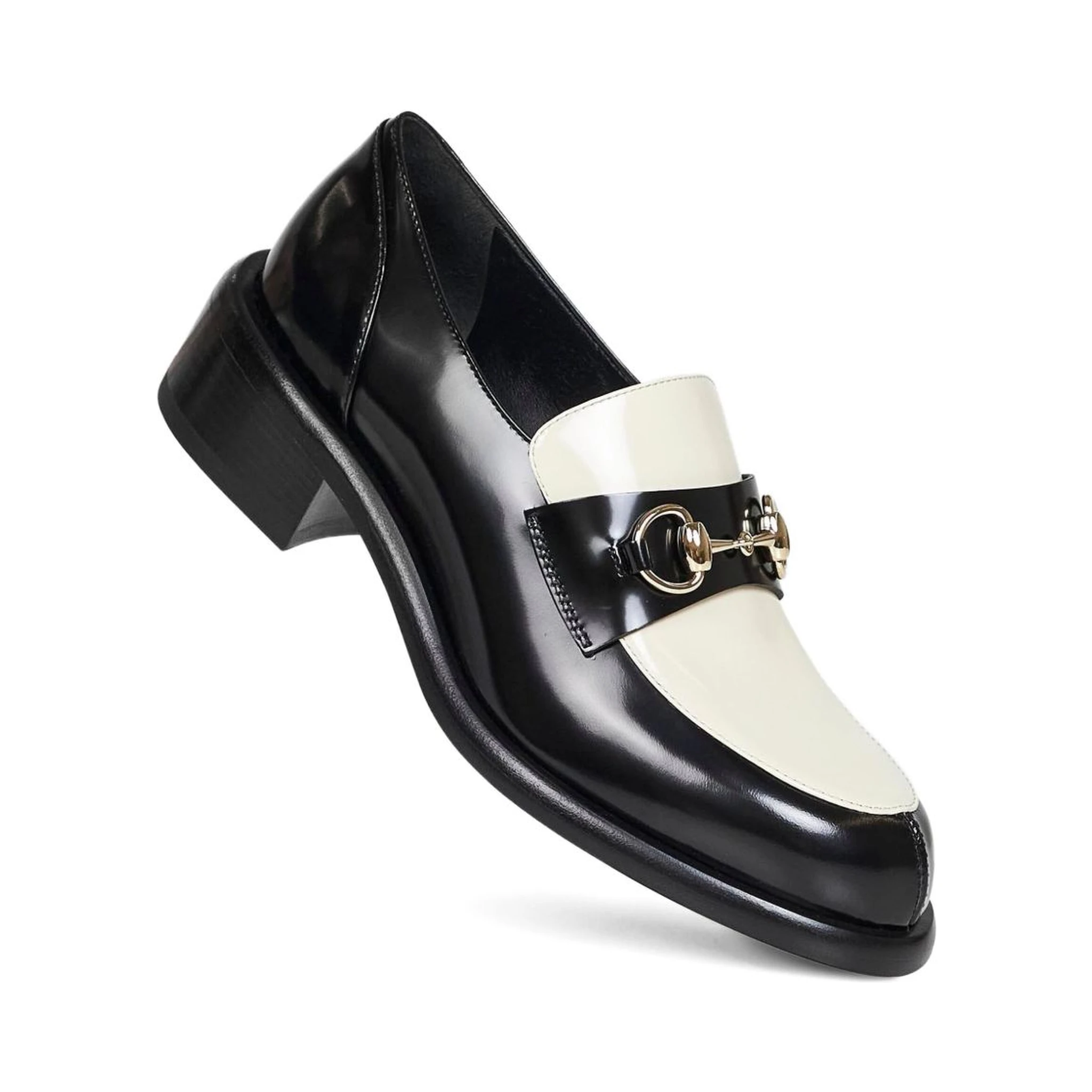 Gucci Flat shoes Black