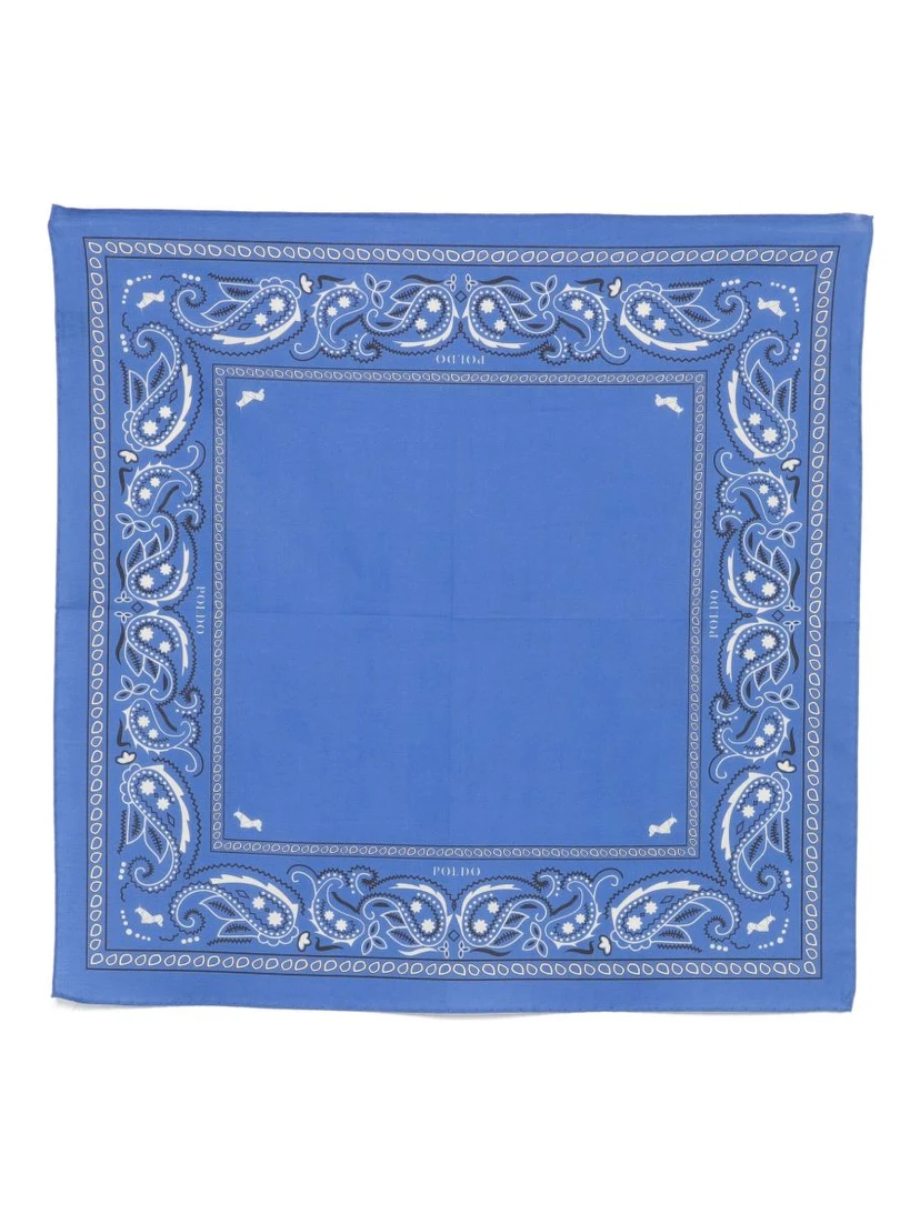 paisley-print bandana