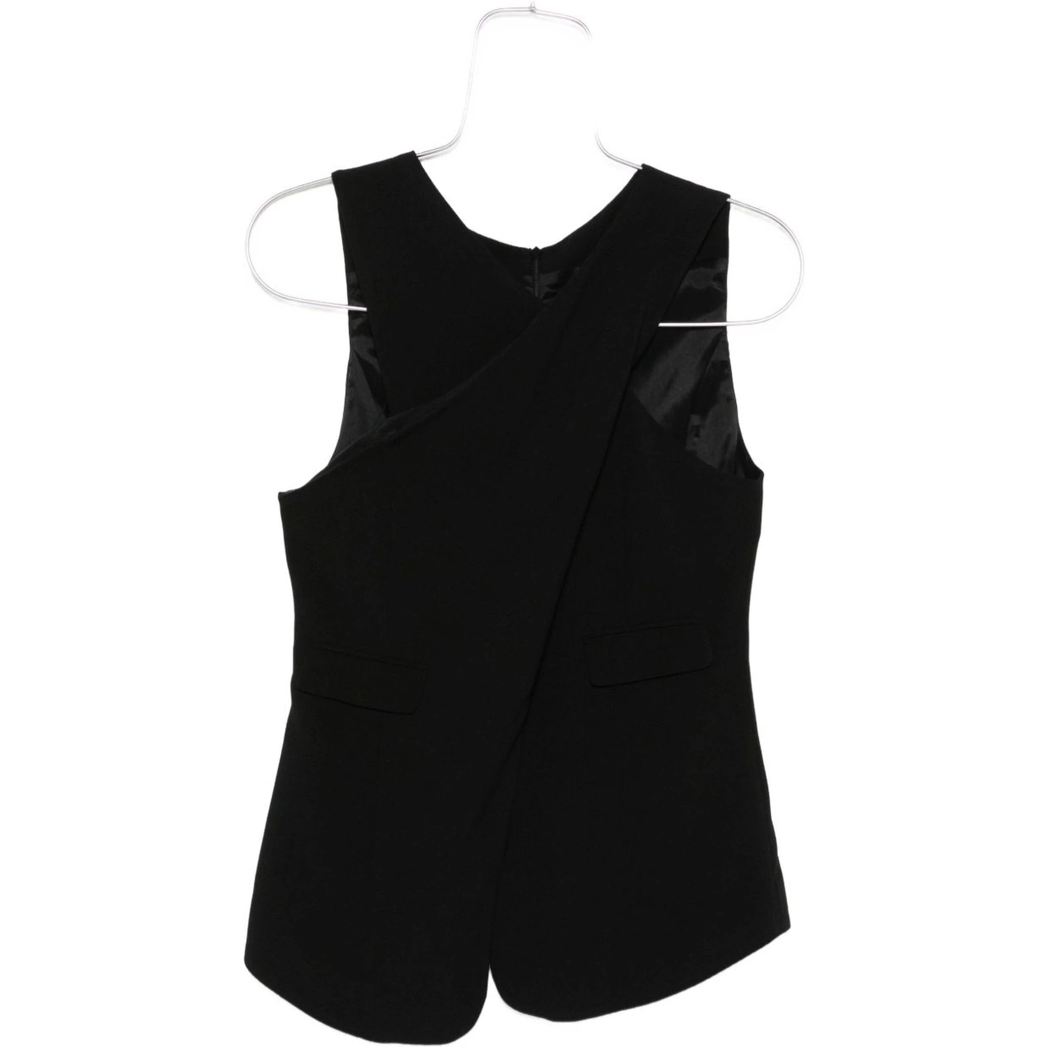 cross-back sleeveless top