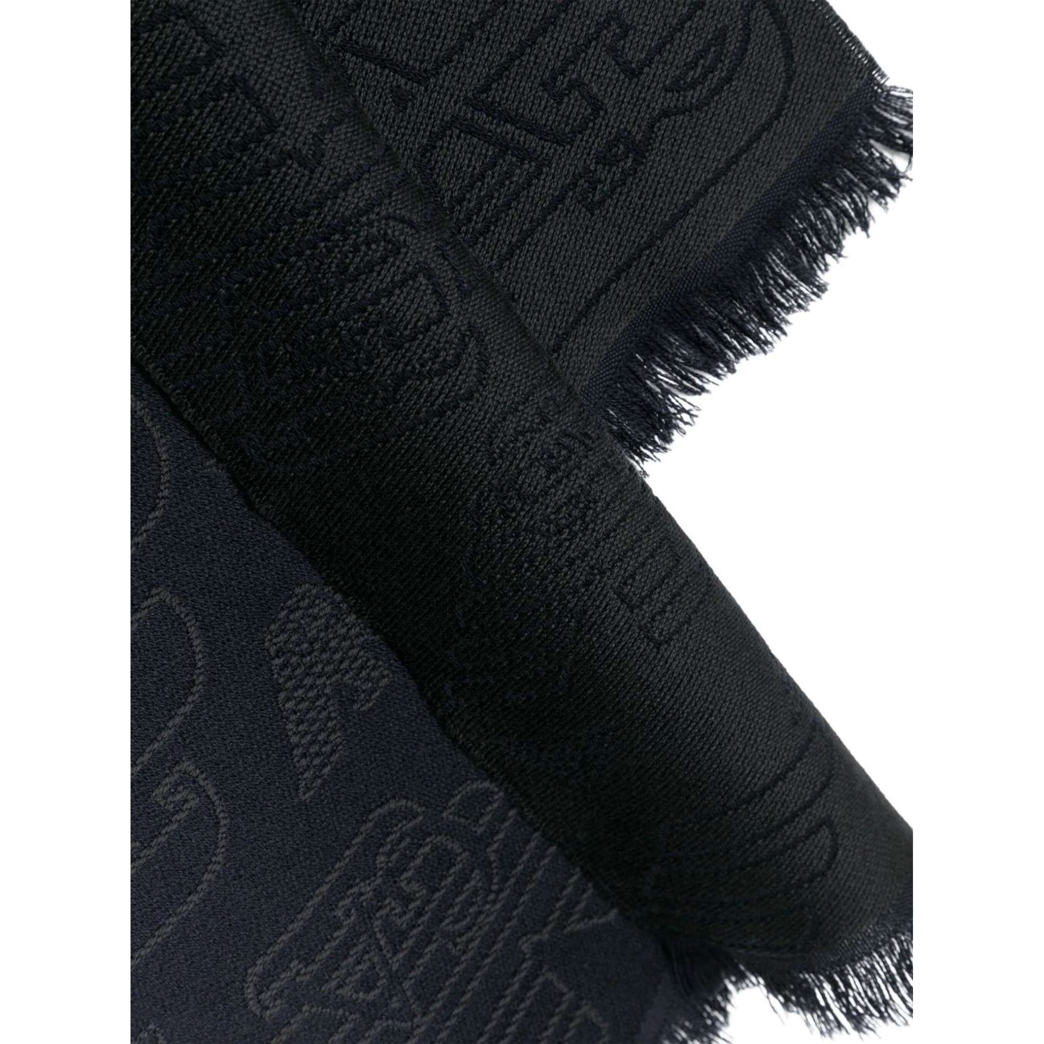 Eagle-head jacquard scarf