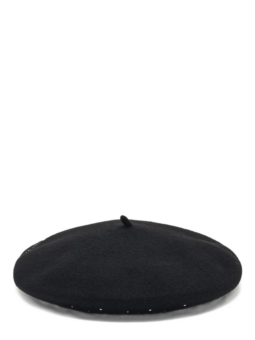 logo-embroidered beret