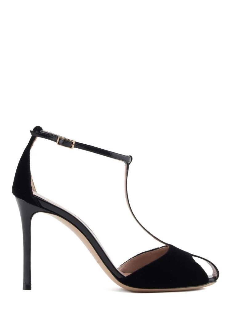 Emporio Armani With Heel Black