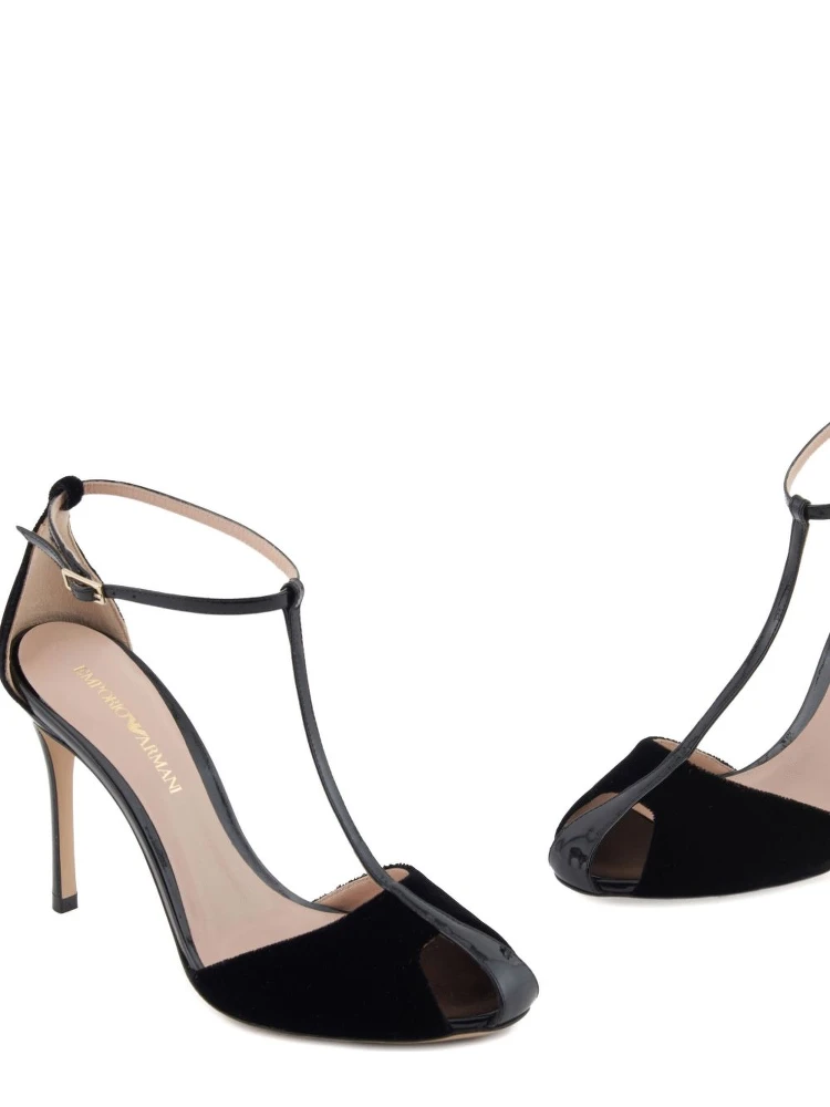 Emporio Armani With Heel Black alternative