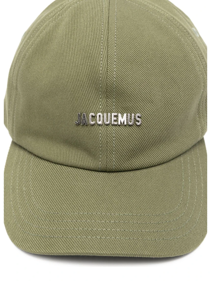 قبعات جاكيموس