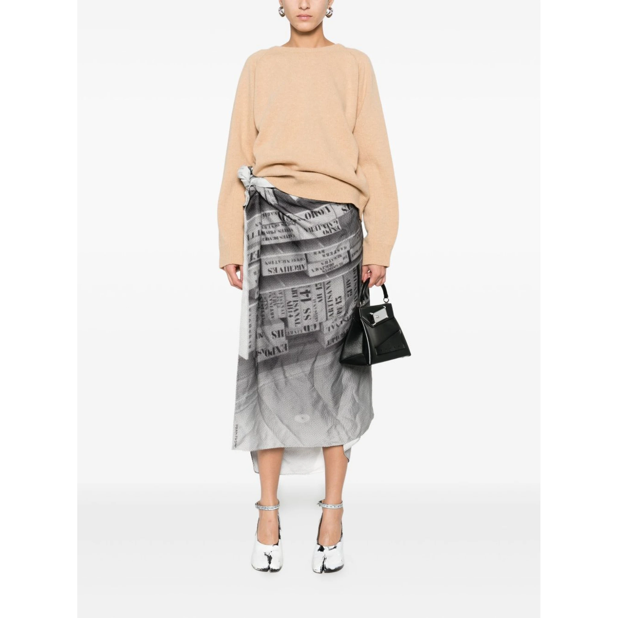 كنزات ميزون مارجيلا بلون الجمل