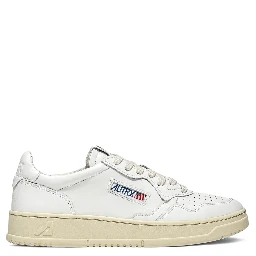 أحذية رياضية من أوتري