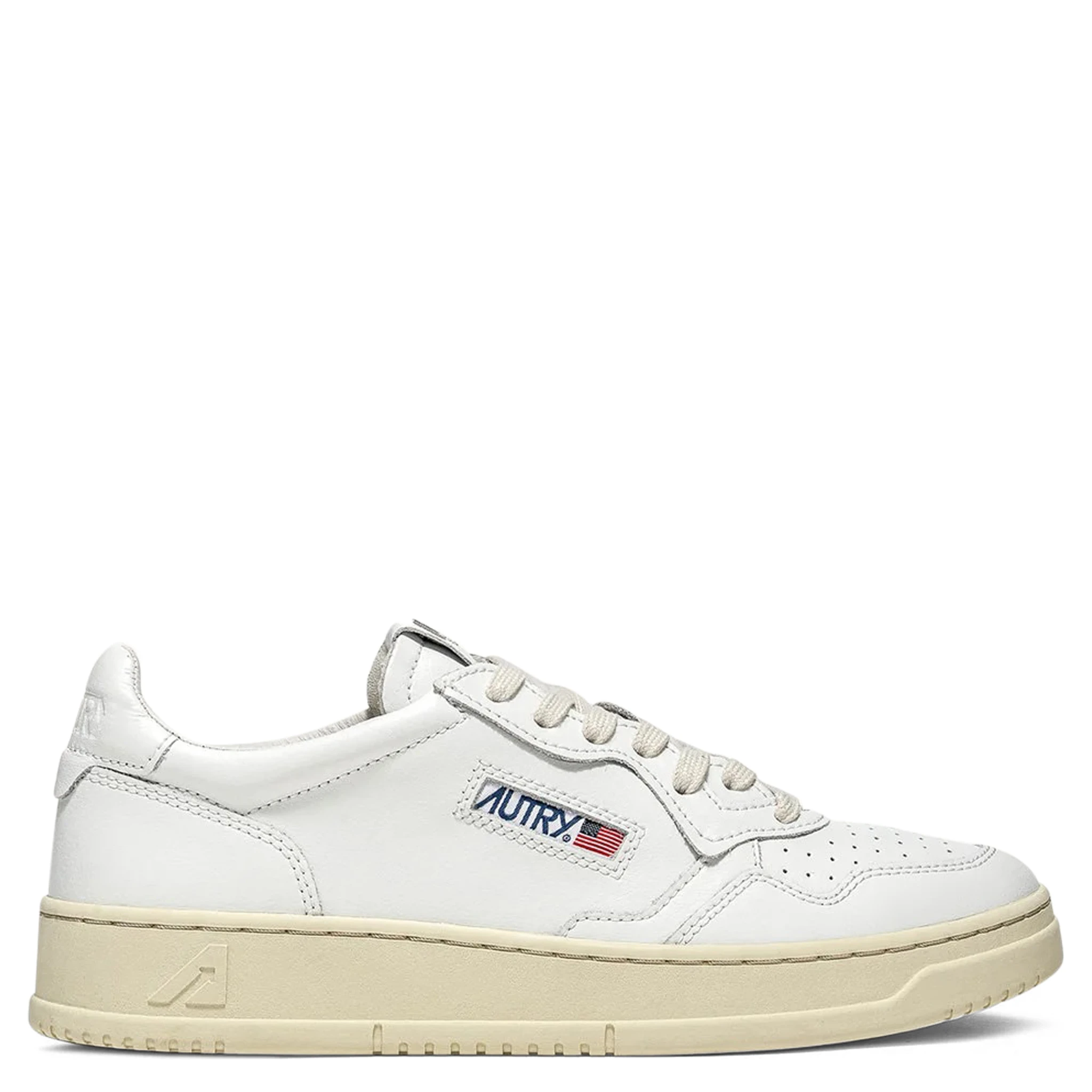 أحذية رياضية من أوتري