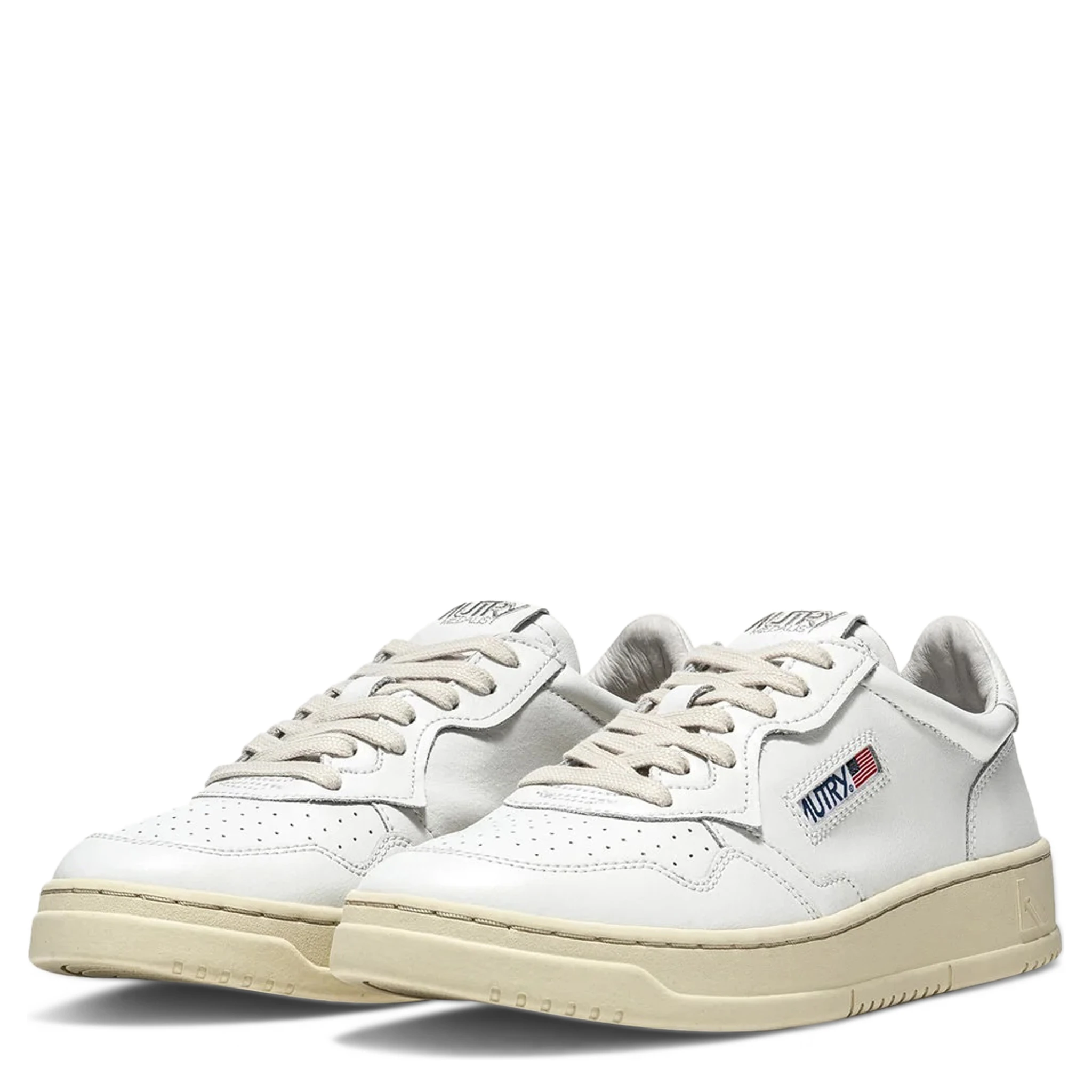 أحذية رياضية من أوتري